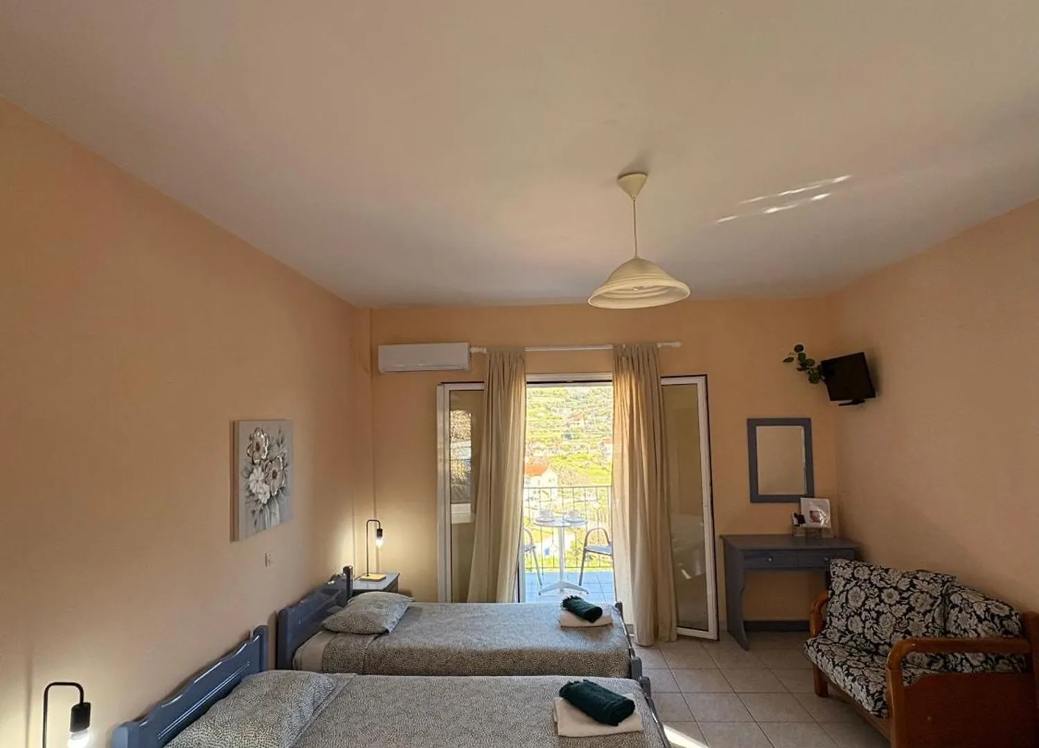 Myrtos Hotel Divarata