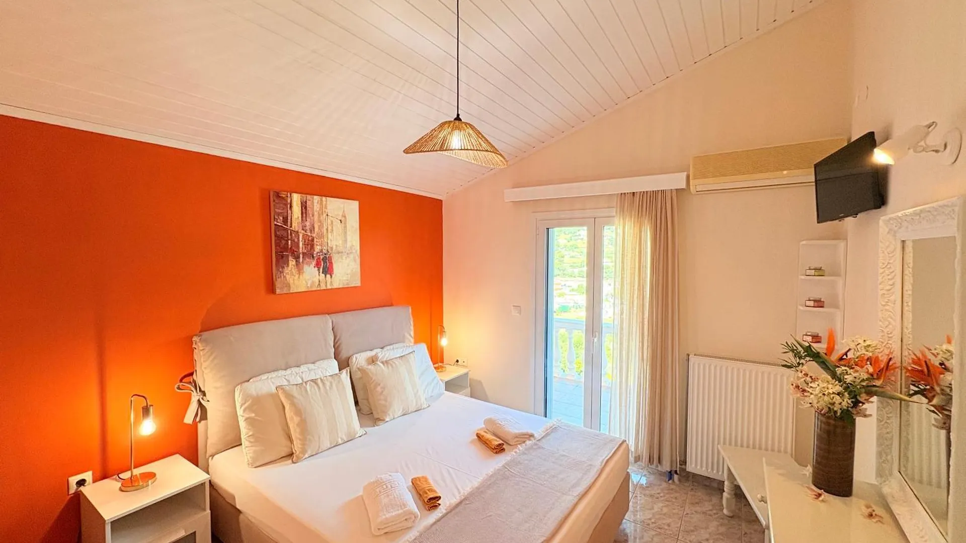 Myrtos Hotel Divarata
