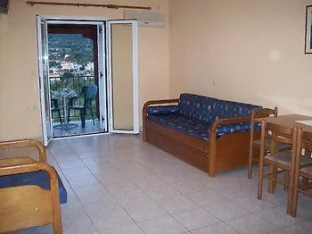 Myrtos Hotel Divarata 0*,