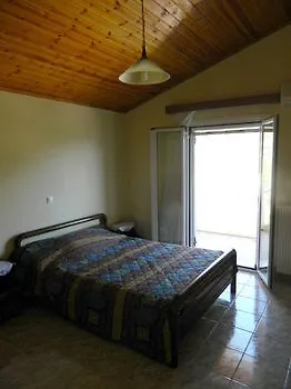 Myrtos Hotel Divarata